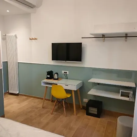 게스트하우스 Smart Termini 4*